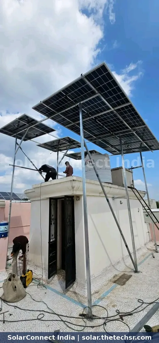 Elevated rooftop solar structure by SolarConnect India team
