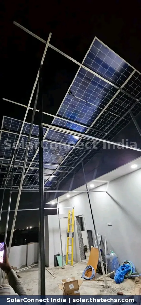 Elevated rooftop solar structure by SolarConnect India team