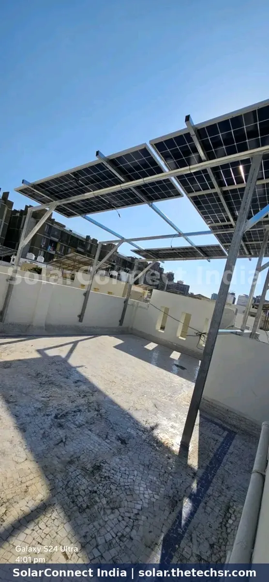 Elevated rooftop solar structure by SolarConnect India team