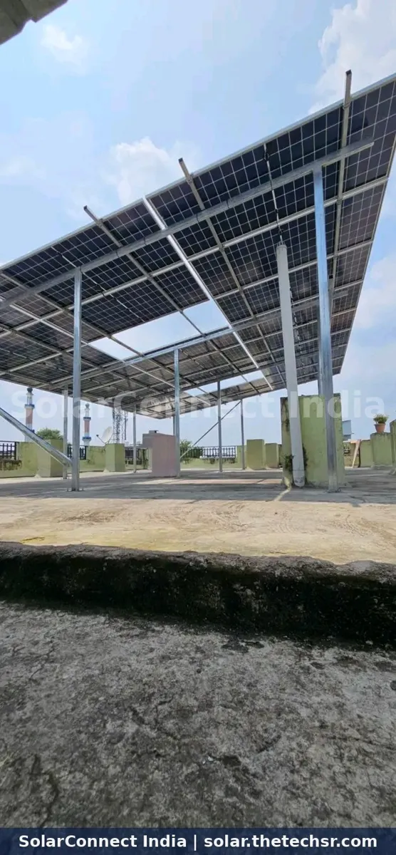 Elevated rooftop solar structure by SolarConnect India team